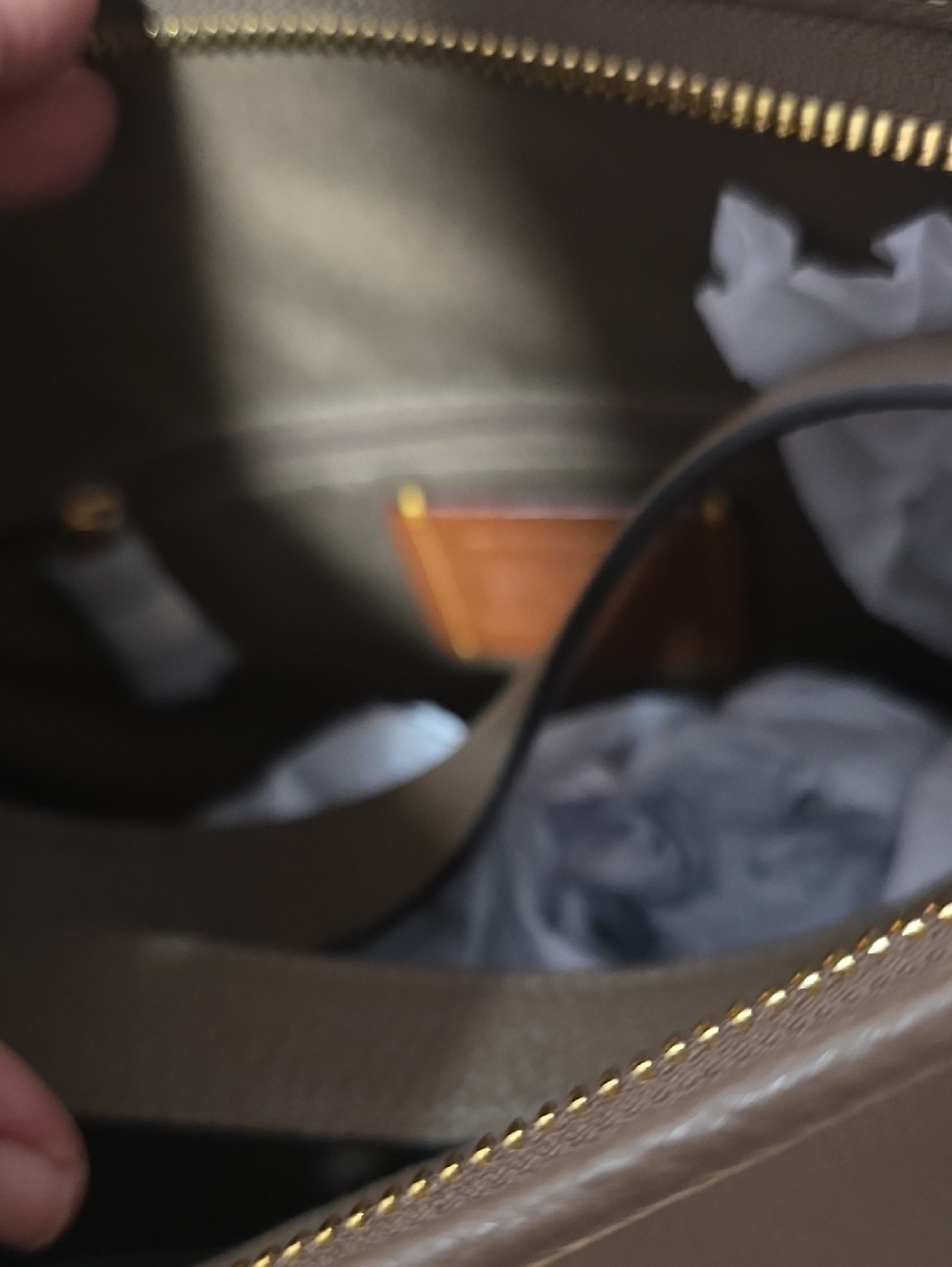 Coach Jude duffle Bag in pebble Leather,dark stone color - Picture 7 of 7